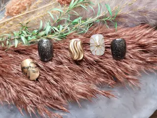 ネイル Salon-NAKO 🐷shirai🐷のネイルデザイン