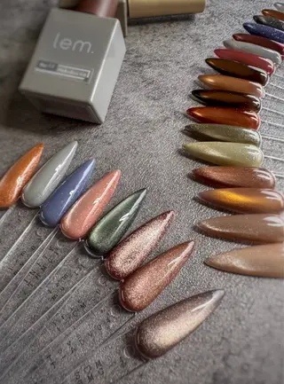 ネイル INTY ︎︎のネイルデザイン