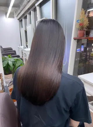 ロング WEG所属・韓国レイヤー/艶髪 WATSUKIのヘアスタイル