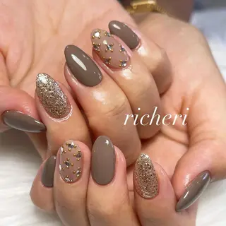 ミディアム ネイル richeri beautyのネイルデザイン