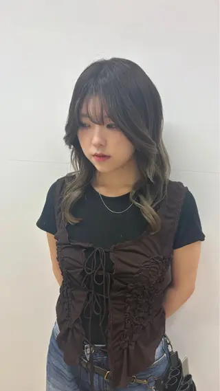 セミロング 推し活カラー/暖色 /ブリーチなし/横浜のヘアスタイル