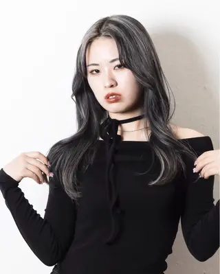 ロング カラー broaden by anon所属・瀧上 寧音のヘアスタイル