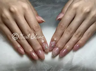 ネイル Kurehashi Yui🧸のネイルデザイン