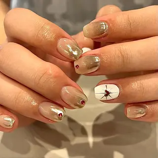 ネイル Cleo中目黒店 Hinahoのネイルデザイン