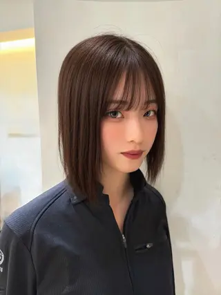 ミディアム カラー ayumi🦖/ ブリーチカラーのヘアスタイル