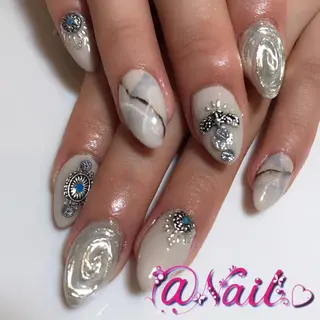 ネイル 小尾 栞のネイルデザイン