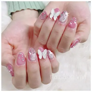 ネイル ＶＩＶＩ nailsalonのネイルデザイン