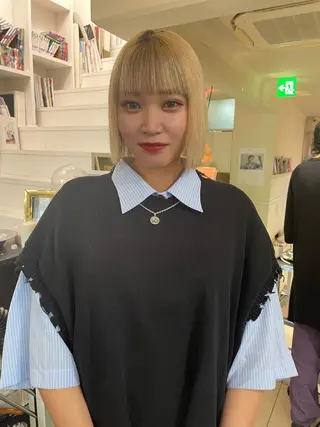 ショート アオキ リノのヘアスタイル