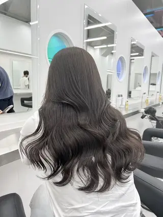 カラー 🪞【公式】表参道 🪞knot🪞のヘアスタイル