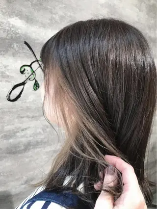 ミディアム カラー Blanco 村松 美里のヘアスタイル