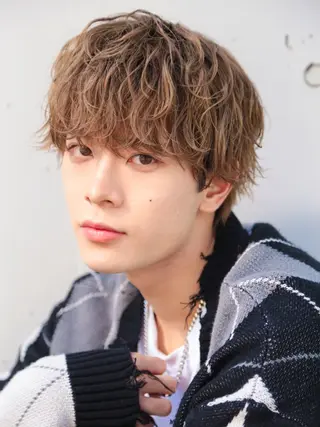 ショート カラー パーマ メンズ メンズパーマ メンズ特化ryoのヘアスタイル