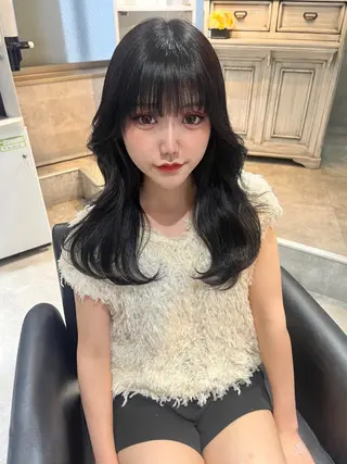 セミロング カラー ダブルカラー 新宿のヘアスタイル