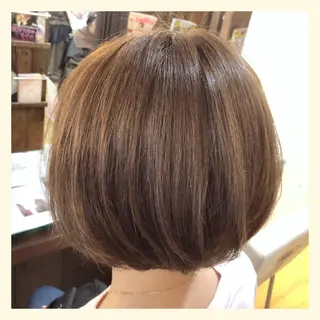 ショート 根岸 真奈美のヘアスタイル