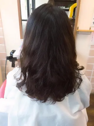 ロング パーマ 大野 まゆのヘアスタイル