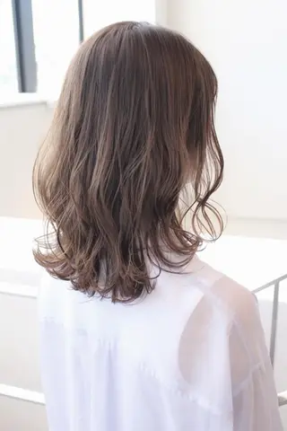 セミロング 【gene 高円寺】 成沢　仁臣のヘアスタイル