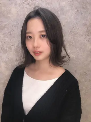 ミディアム カラー uru"所属・uru" すずきさゆりのヘアスタイル