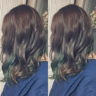 ロング カラー パーマ ヘアアレンジ 推し活専用 【派手髪】飯野ゆかりのヘアスタイル