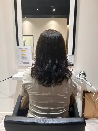 セミロング パーマ 中原 優美のヘアスタイル