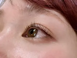 マツエク・マツパ eyesalon Chat Noir所属・山中 綾香のマツエク・マツパデザイン