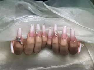 ネイル lucky nail 歌舞伎町のネイルデザイン