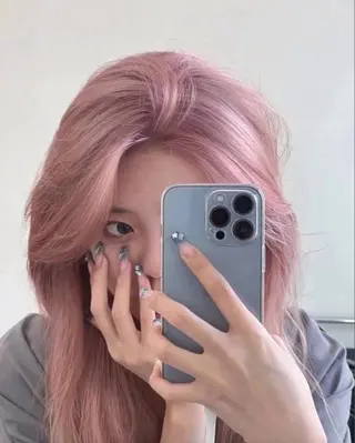 セミロング カラー 💎韓国/ レイヤー カット/ 暖色🫧のヘアスタイル