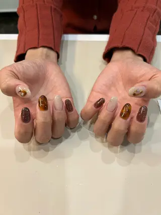ネイル gratify心斎橋 松本のネイルデザイン