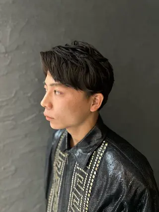 ショート パーマ メンズ 中嶋 紘夢のヘアスタイル