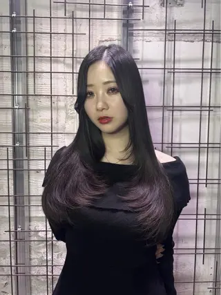 カラー AYANE 韓国ヘア /レイヤーカットのヘアスタイル