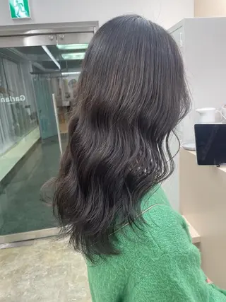 ロング カラー 色白に見える暗髪 梅田・増田のヘアスタイル