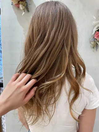 ロング カラー 🩵ANELA東口 齋藤琴音💚のマツエク・マツパデザイン