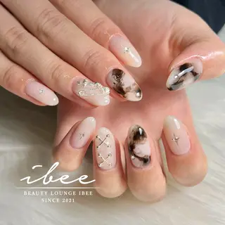 ネイル ibee nail 🤍yumiのネイルデザイン