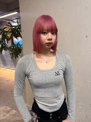 ショート カラー ハイトーン レイヤー🎀meiのヘアスタイル