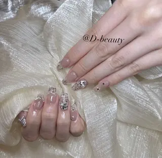 ネイル D-BEAUTY Nailsalonのネイルデザイン