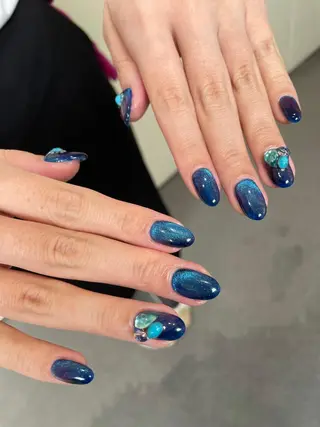 ネイル amour所属・amour ERIKAのマツエク・マツパデザイン