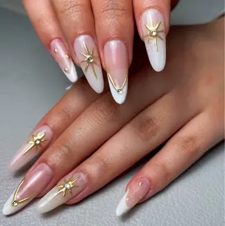 ネイル ヒグチ ユリエのネイルデザイン