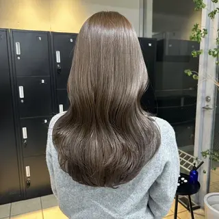 カラー セミロング 透明感🪽艶カラー☆ 伊東 楓のヘアスタイル