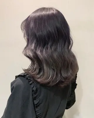 カラー 秋山 裕香のヘアスタイル