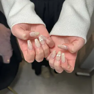 ネイル ATELIERHARLOW所属・nailist MOEのネイルデザイン