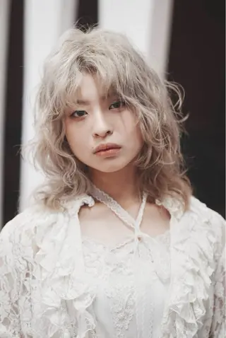 ミディアム カラー レイヤー/艶カラー /yuan⟡.·のヘアスタイル