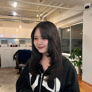 ロング 北見 桃夏のヘアスタイル