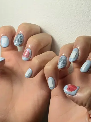 ネイル she saw me / shokoのネイルデザイン