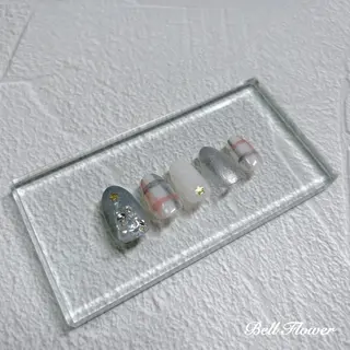 ネイル Bell Flowerのネイルデザイン