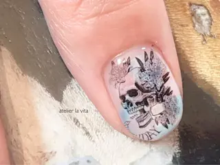 ネイル atelier la vita所属・lavita. mimuraのネイルデザイン