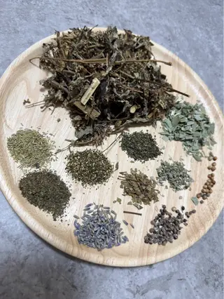 REPLENDA所属・REPLENDA MIKIYOのネイルデザイン