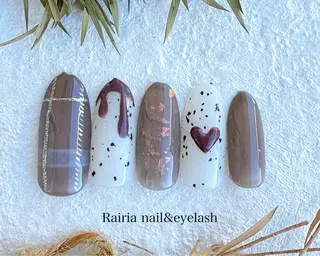 ネイル Rairia   nail所属・屋敷 理奈のネイルデザイン
