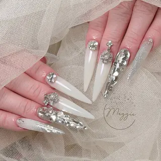 ネイル Maggie Nail🦩のネイルデザイン