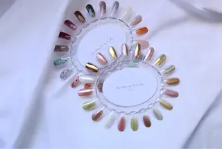 ネイル TONE所属・TONE the nailのネイルデザイン