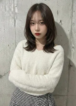 ミディアム カラー piLLon 心斎橋のヘアスタイル