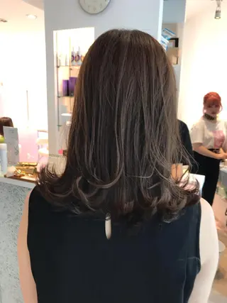 ミディアム 所渉/韓国レイヤー /ウルフカットのヘアスタイル