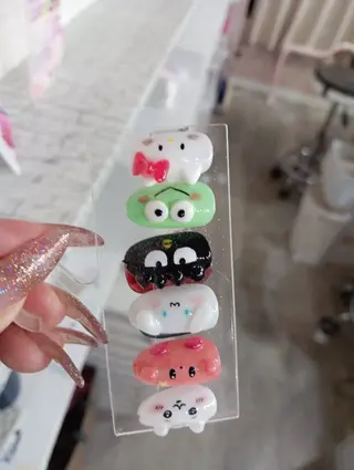 ネイル VANNAILSALON 本厚木店所属・VANNAIL 本厚木店のネイルデザイン